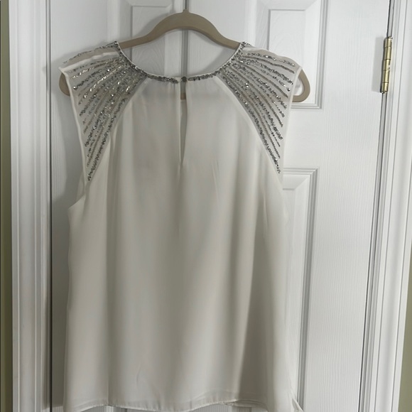 Elegant White Sleeveless Top with Silver bead Accents - Picture 3 of 4